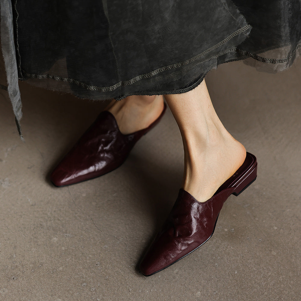 Mules de piel plena flor