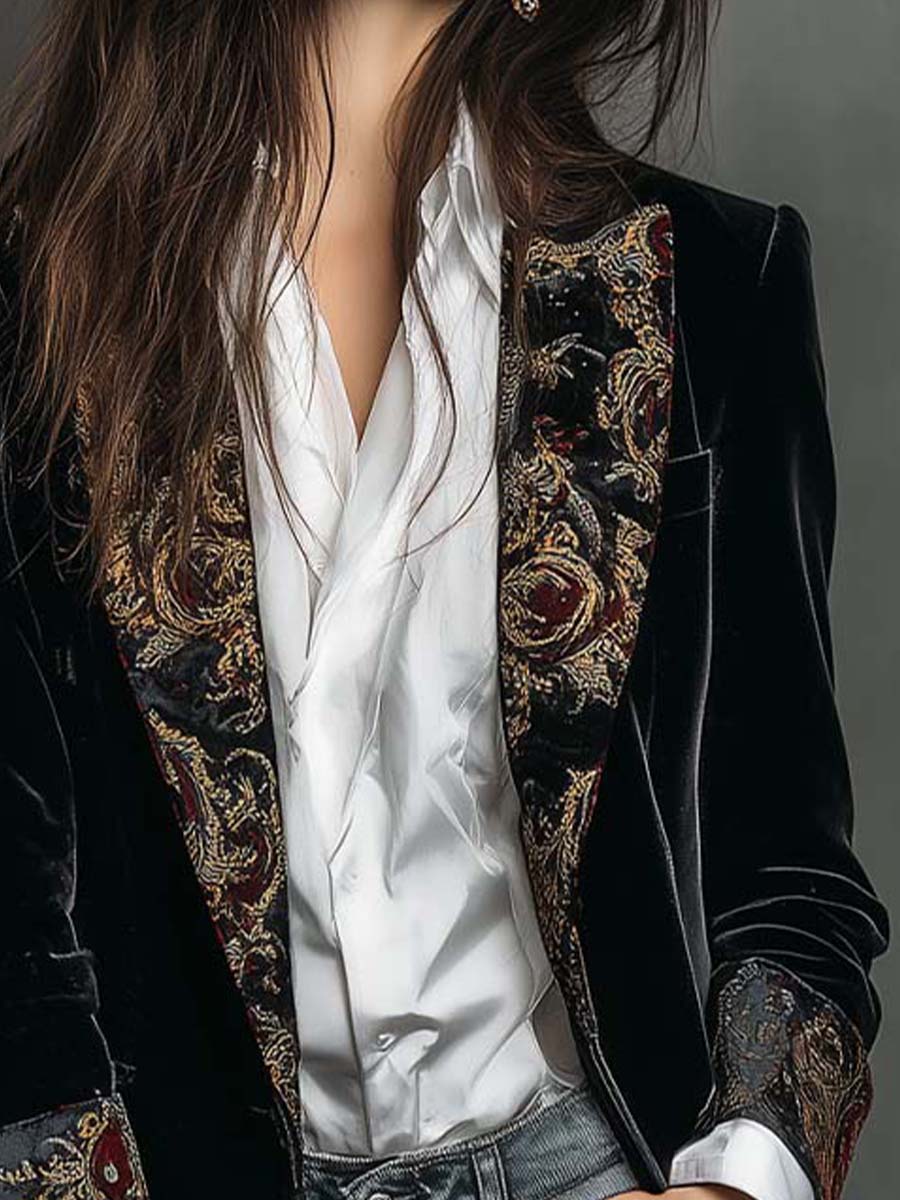 Julia | Blazer ajustado con estampado barroco negro