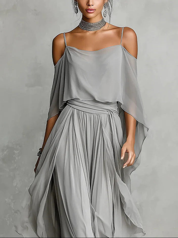 Isabel | Conjunto gris vaporoso con top de tirantes finos y pantalones ligeros